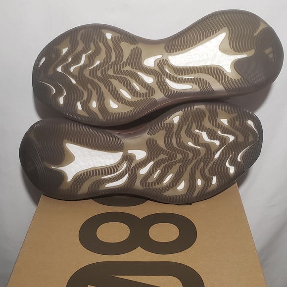 Adidas Yeezy Boost 380 Azure Non Reflective - Picture 6 of 8